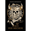 Kosti pod mechem