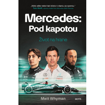 Mercedes: Pod kapotou